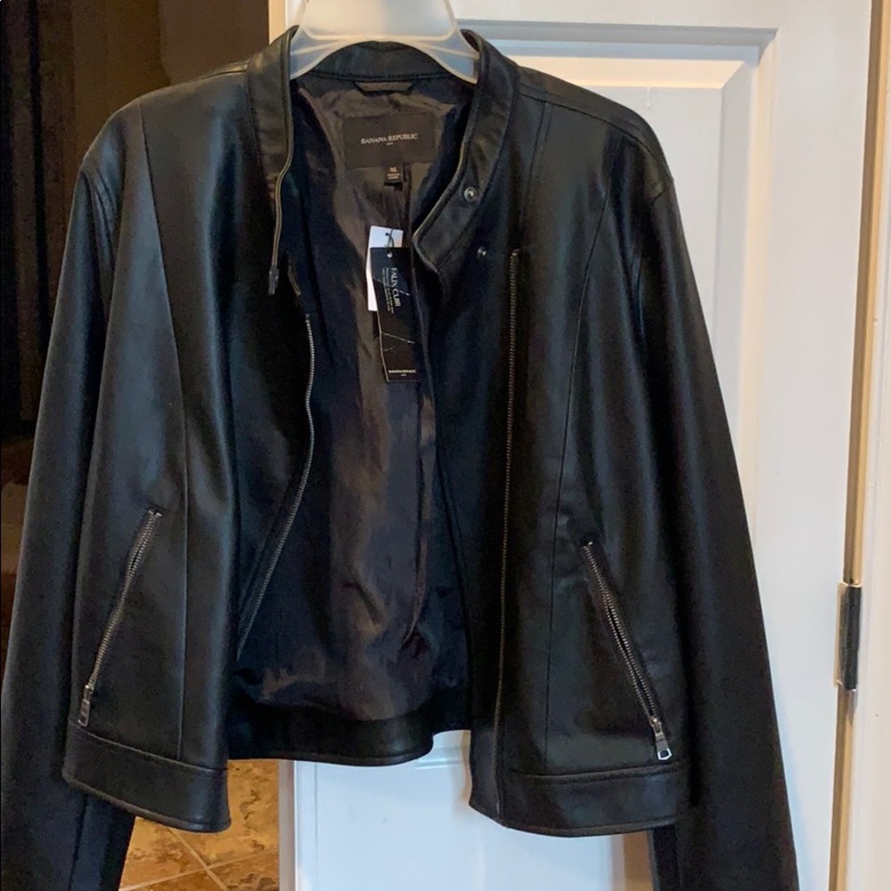 Black Banana Republic leather jacket